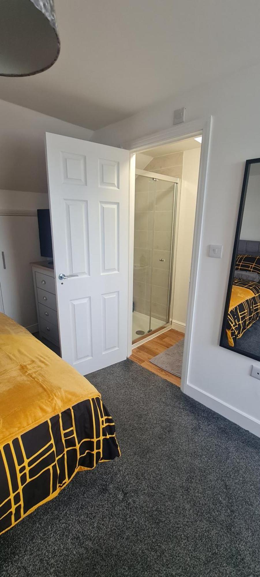House Share With Few Ensuite Rooms Near Southmead 布里斯托 外观 照片