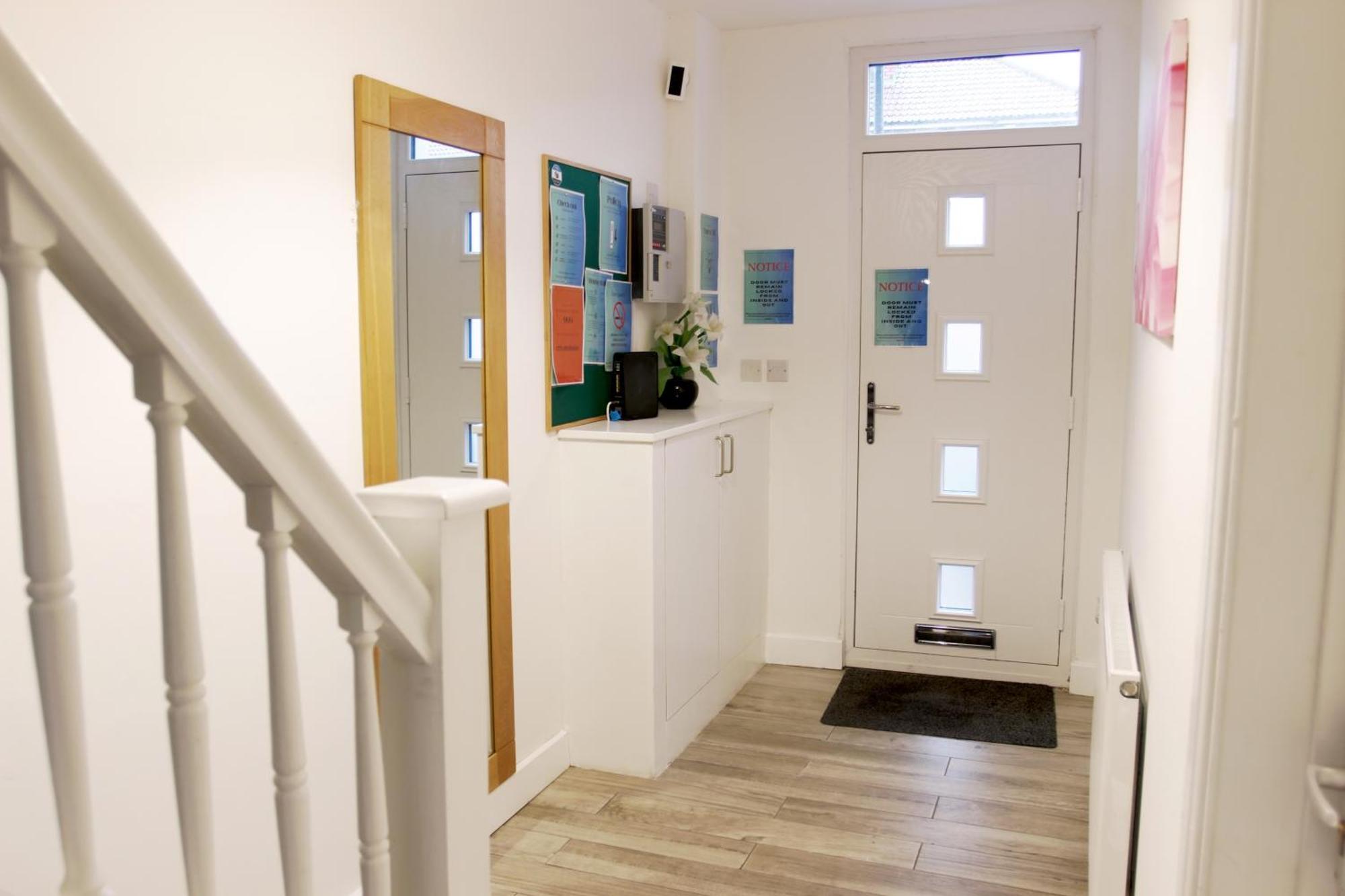 House Share With Few Ensuite Rooms Near Southmead 布里斯托 外观 照片