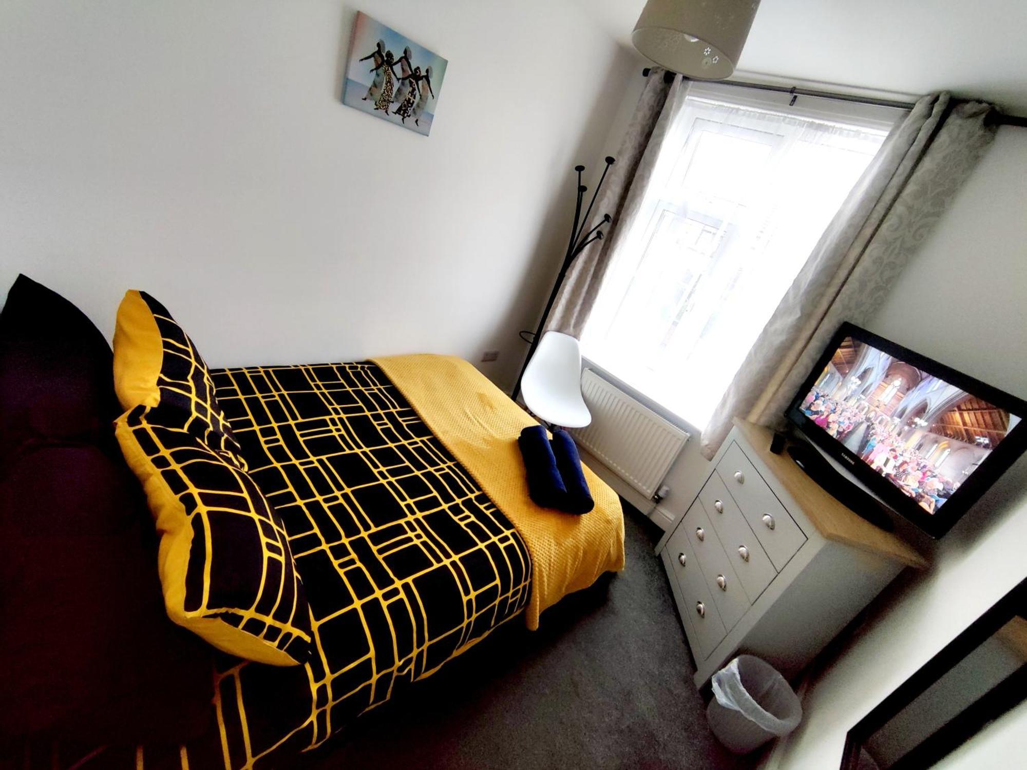 House Share With Few Ensuite Rooms Near Southmead 布里斯托 外观 照片