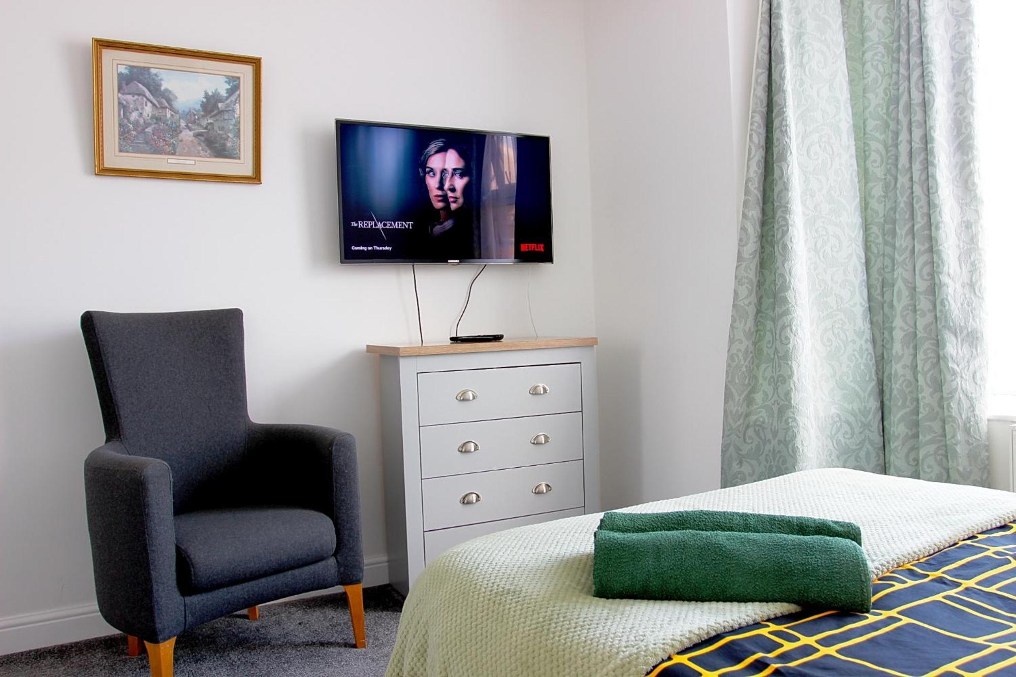 House Share With Few Ensuite Rooms Near Southmead 布里斯托 外观 照片