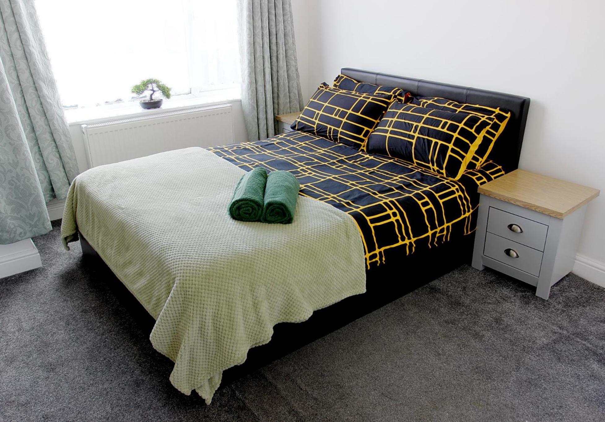 House Share With Few Ensuite Rooms Near Southmead 布里斯托 外观 照片